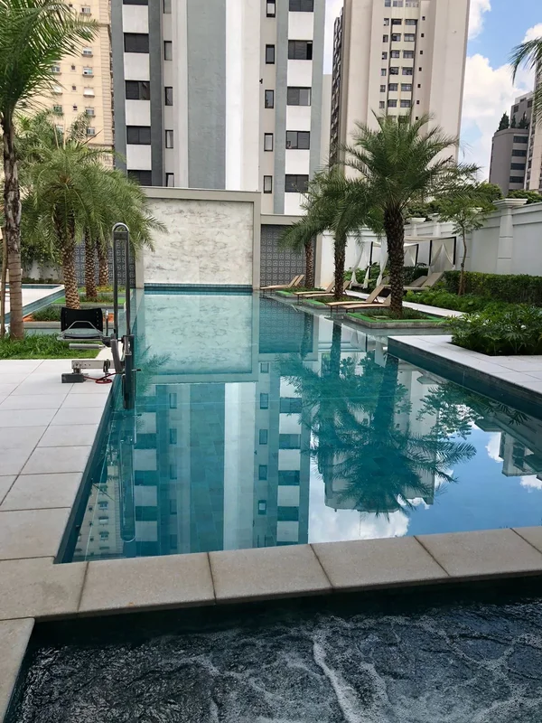 Piscina Pronta - Design Moderno